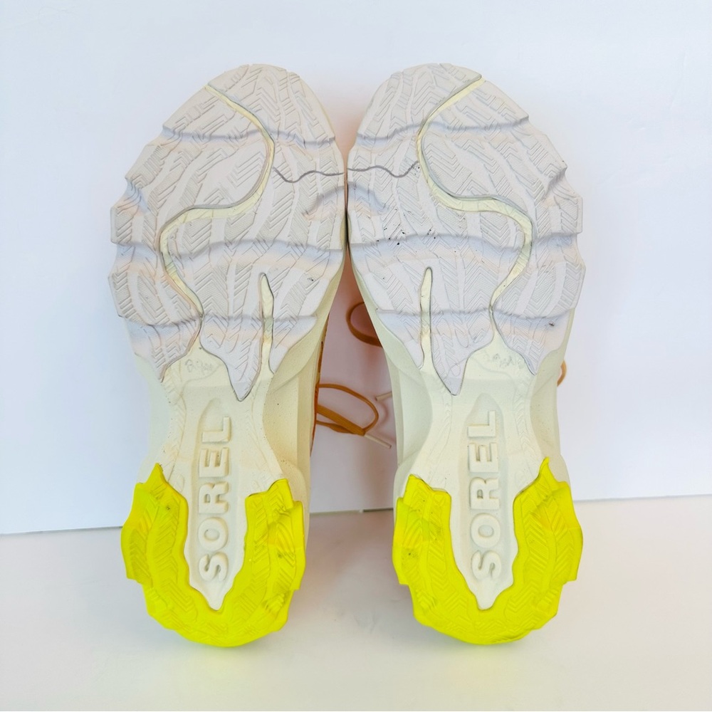 Sorel Kinetic women’s Breakthrough Lace shoes in orange and yellow, size 10 - Picture 8 of 8